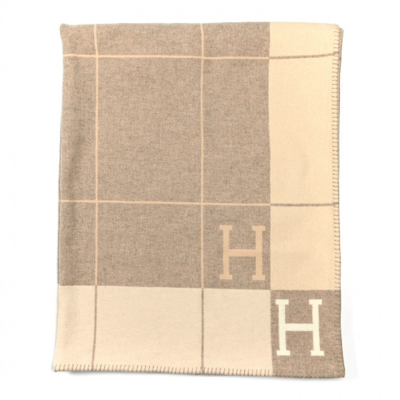 HERMES Wool Cashmere Avalon III Blanket Coco Camomille | Fashionphile