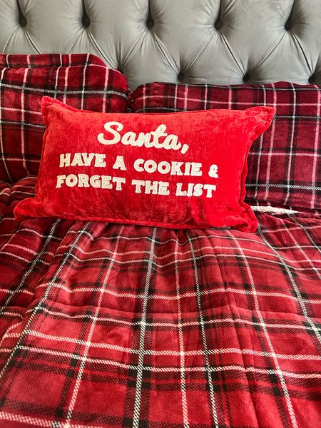 Christmas bedding
Christmas throw pillow
Plaid
Home
Bedroom
Christmas decor
Holidays


#LTKfamily #LTKhome #LTKHoliday