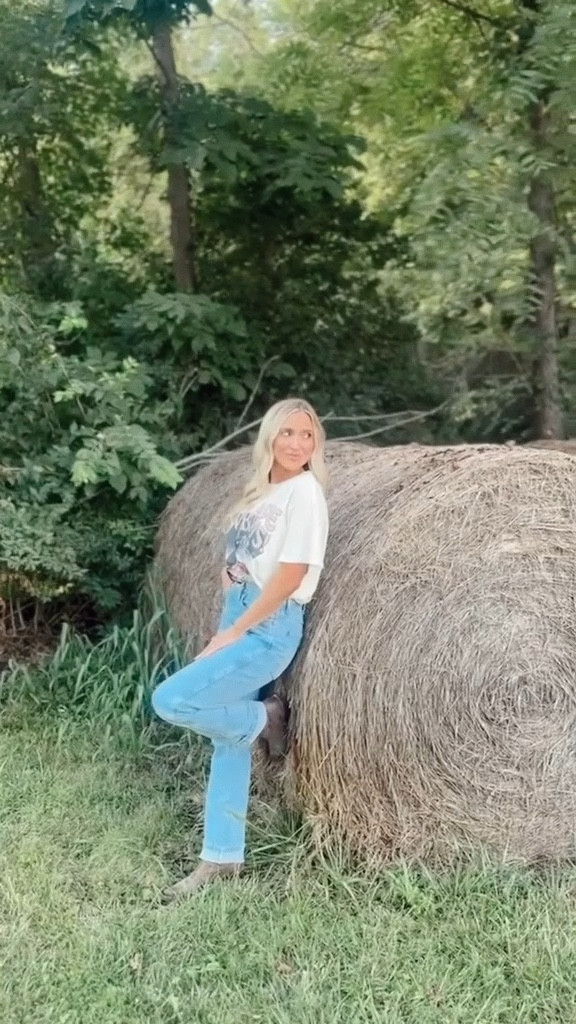 Fall style is officially here 🍂🤠 Partnering with @Wrangler to share the coziest Western-inspired staples for the season — think vintage-feel denim, oversized shackets, cozy fleece jackets, retro graphic tees, and flattering flare jeans that give all the leg-for-days energy. These are the pieces I’ll be reaching for on repeat all autumn + winter long — perfect for pumpkin patch days, coffee runs, or casual nights out. Everything is linked on my LTK so you can shop the exact fits ✨

#Wrangler #WranglerJeans #FallStyle #WesternStyle #BohoStyle #FlareDenim #FallOutfits #Shacket #FleeceJacket #GraphicTeeOutfit #FallWardrobeStaples #LTKFallFashion #LTKJeans
#LTKautumn 

#LTKSeasonal #LTKStyleTip