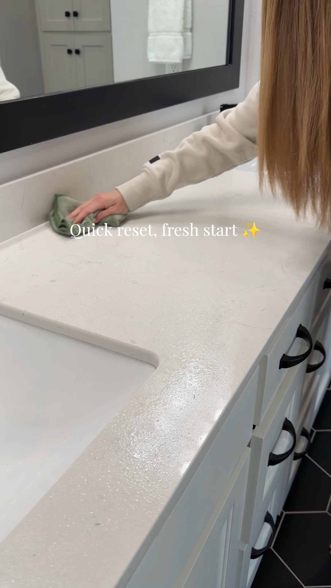 Clear your space, calm your mind✨

Homecleaning, bathroom, bathroom tile, bathroom rug, neutral rug, gold vase, neutral decor, white towels, neutral girl aesthetic, essential oil infused cleaning, vacuum, steam mop

#LTKHome #LTKmomlife #LTKdayinmylife