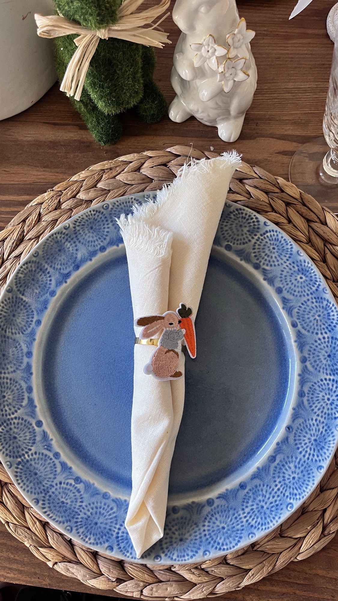 Easter napkin rings 🐰🥕

Easter table Easter decor 

#LTKSeasonal #LTKFindsUnder50 #LTKHome