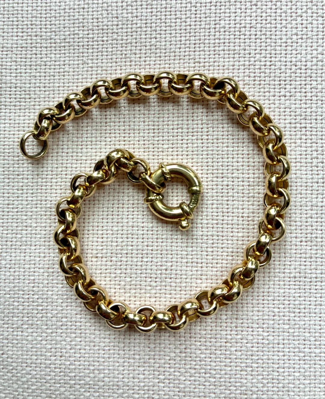 A 14 karat yellow gold vintage belcher link bracelet | Etsy (US)