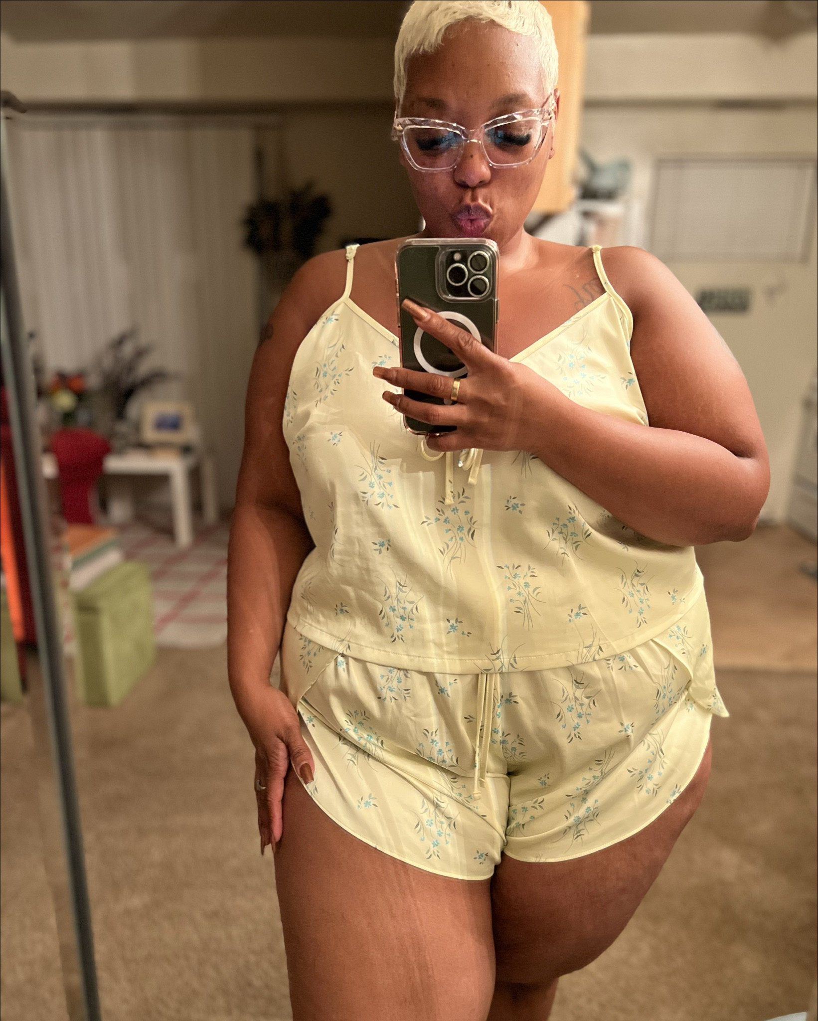 This pajama set is favorite Target find this week! I am wearing a 1X

They have a tulip short design and are so soft to the skin ! 

Drawstring waist band. 

#LTKPlusSize #LTKStyleTip #LTKBeauty