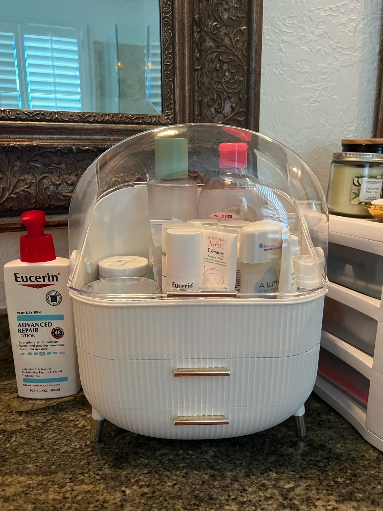 My scincare organizer! In love with this box for makeup / scincare storage. It fits so much and looks chic 
Amazon finds 

#LTKhome #LTKunder50 #LTKfamily