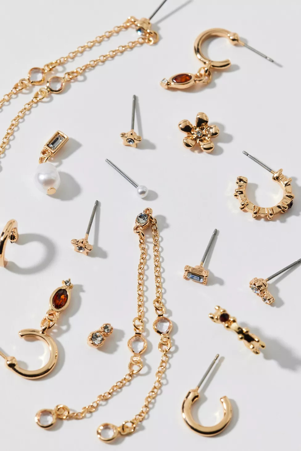 Poppy Rhinestone Post And Hoop Earrings Set | Urban Outfitters (US and RoW)