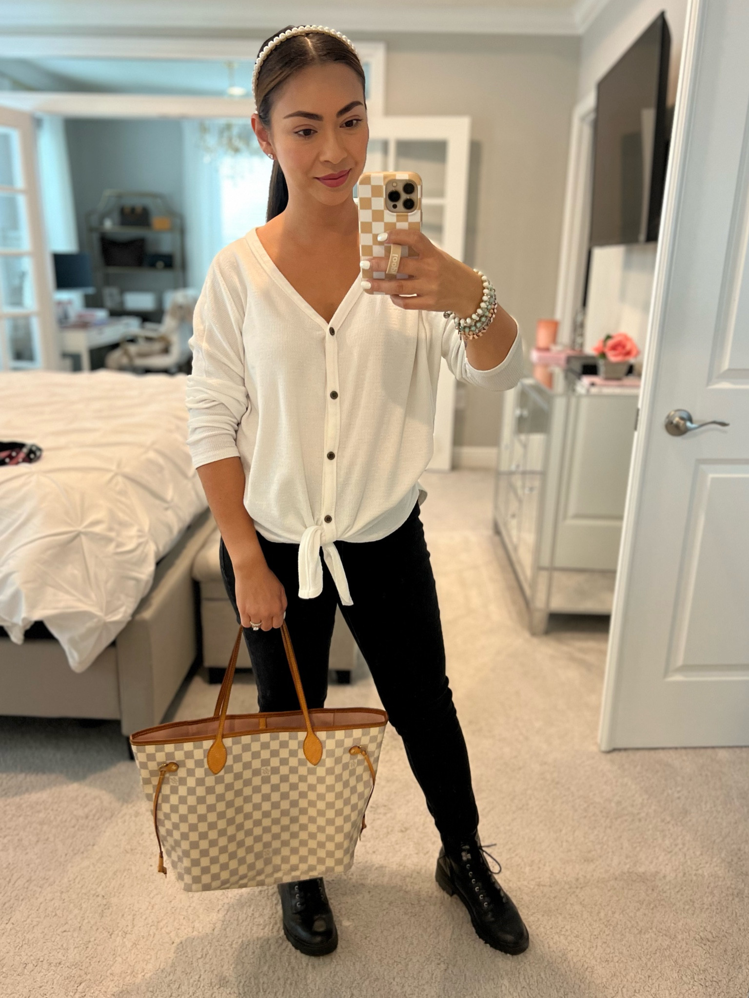 Christmas errands outfit 🎄

#LTKparties #LTKHoliday #LTKSeasonal