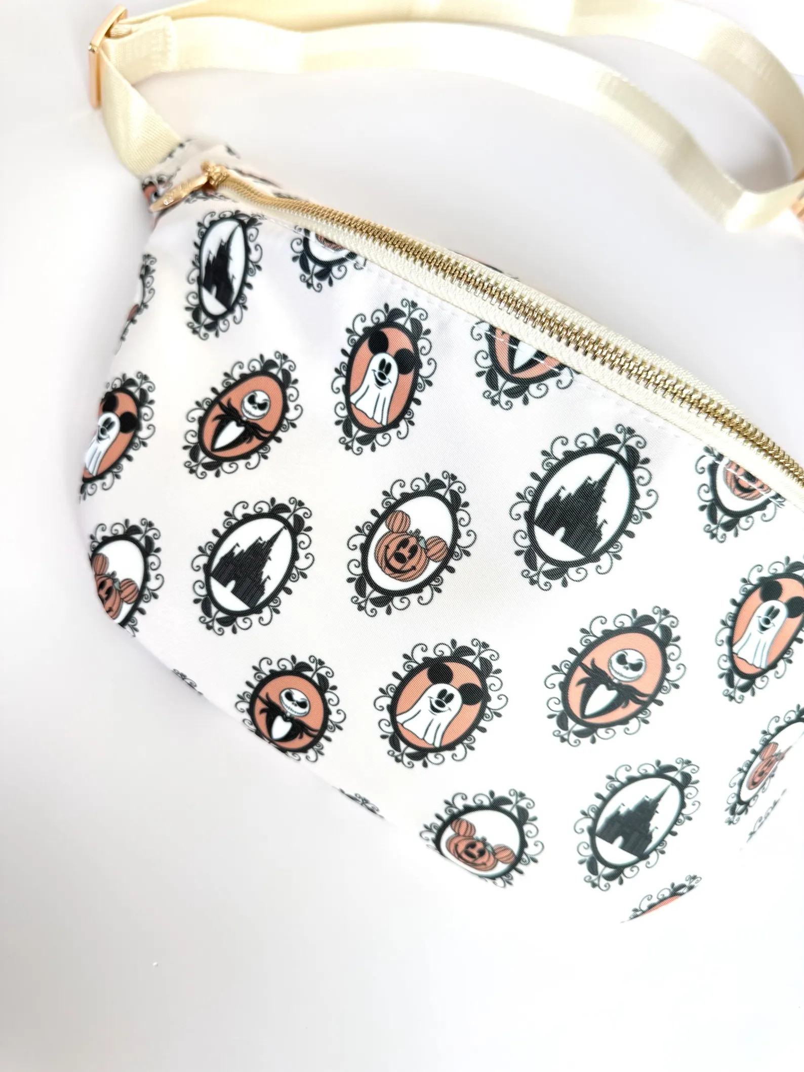 Spooky Icons Magic Halloween XL Belt Bag - Nightmare Hallowe - Halloween Belt Bag - Pumpkin Mouse... | Etsy (Global)