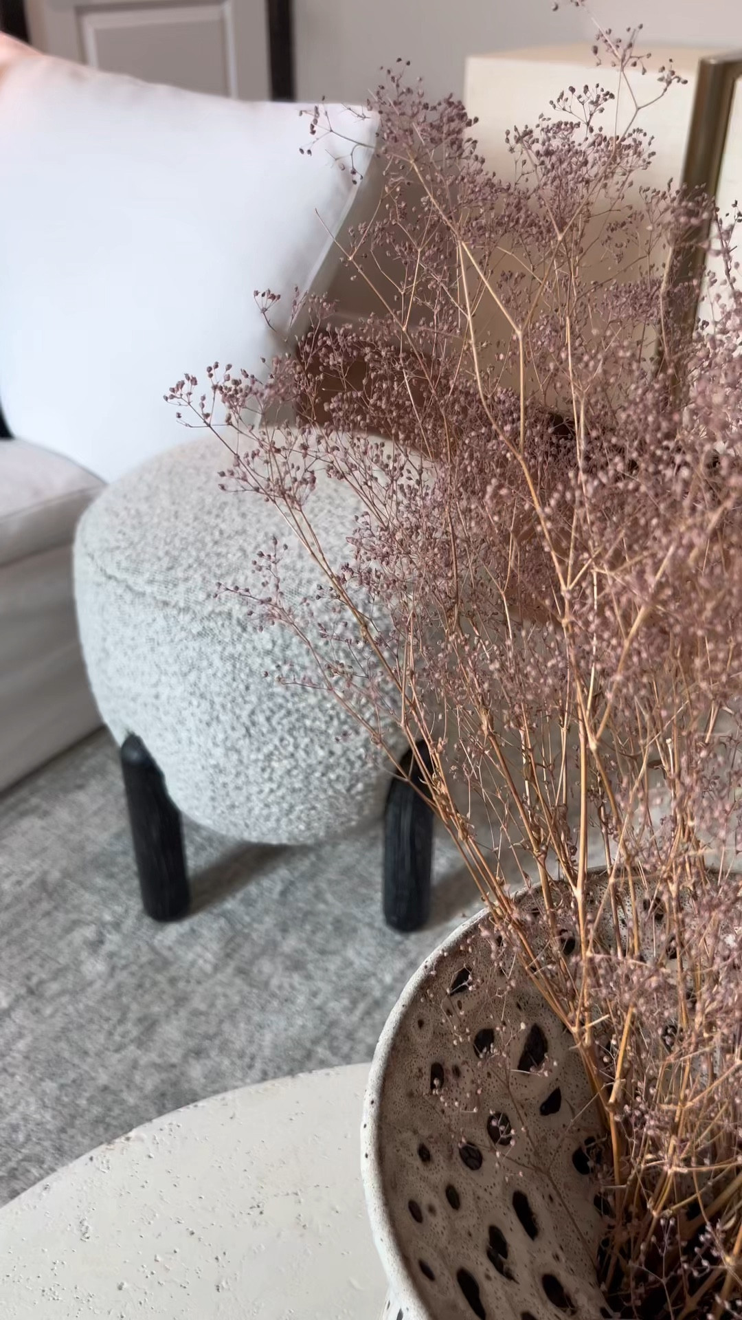 My living room



#LTKfamily #LTKstyletip #LTKhome