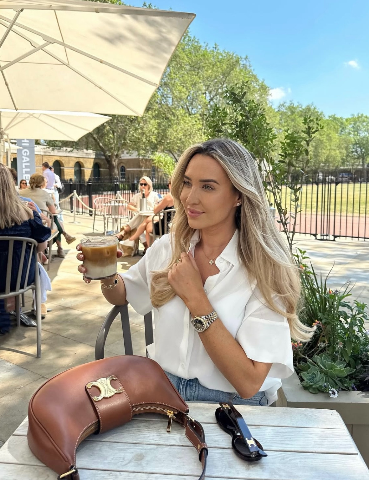 Classic Spring Looks 🌷 Silk shirt blouse, light blue 90's jeans, Celine Ava Bag and Celine sunglasses 

 

#LTKstyletip #LTKluxury #LTKspring