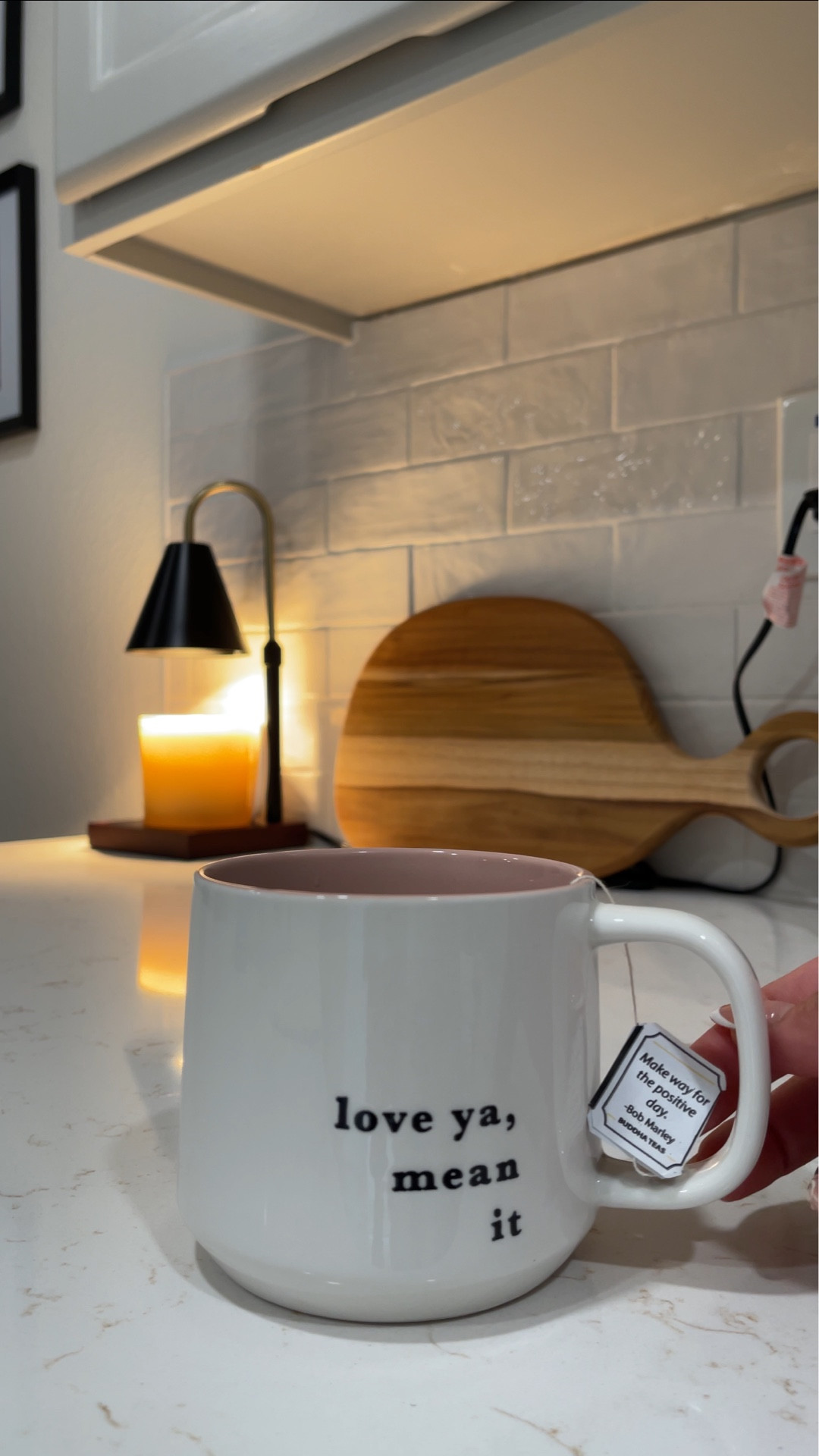 Shower yourself with some care and love before you start the day! 🕯️🛁 🍵