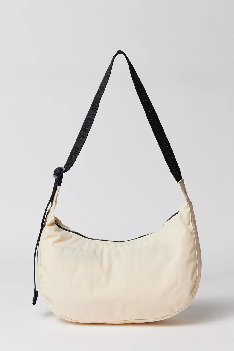 BAGGU Medium Nylon Crescent Bag | Urban Outfitters (US and RoW)