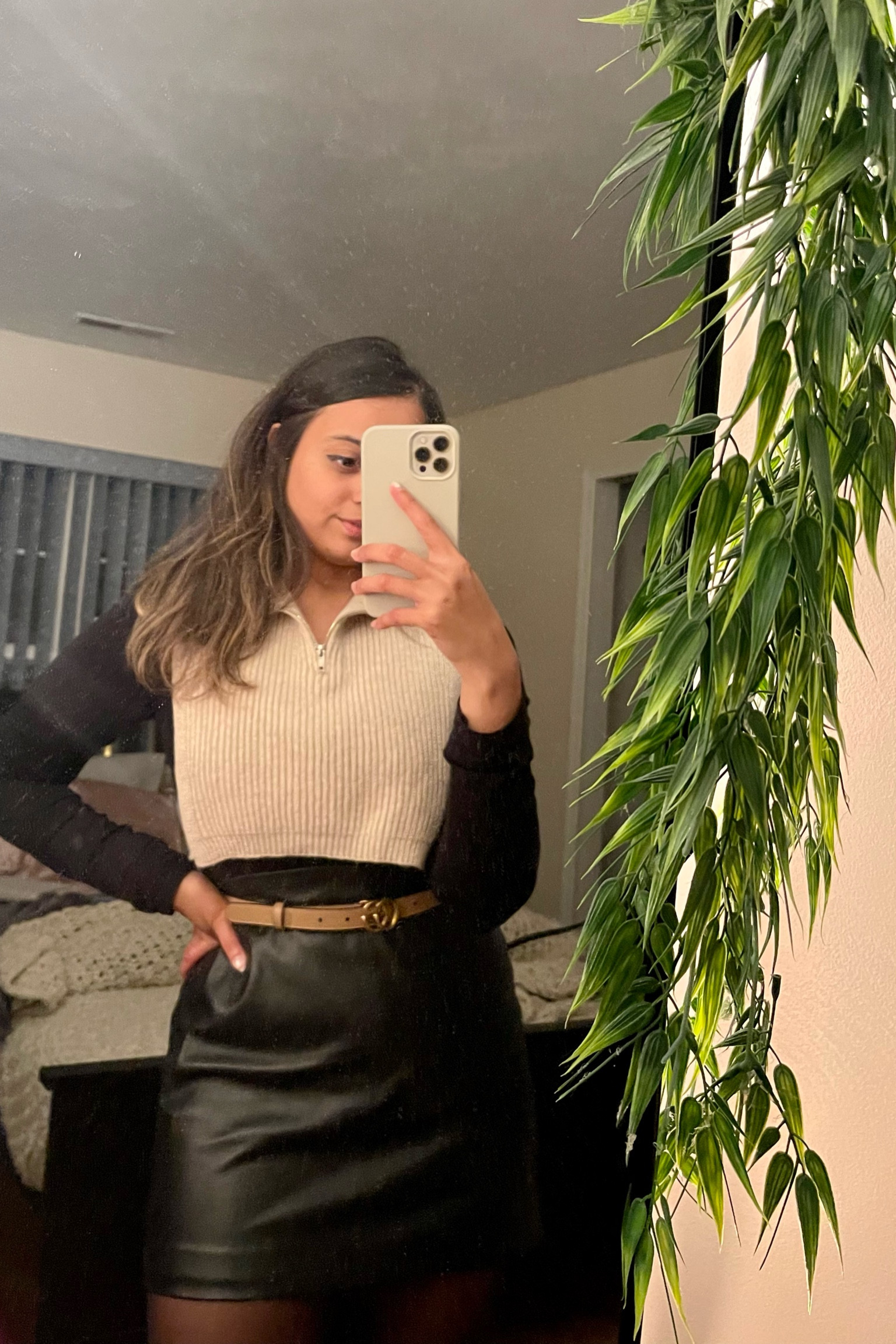 Minimalist beige sweater vest with side slits perfect for Fall • 

#LTKworkwear #LTKGiftGuide #LTKSeasonal