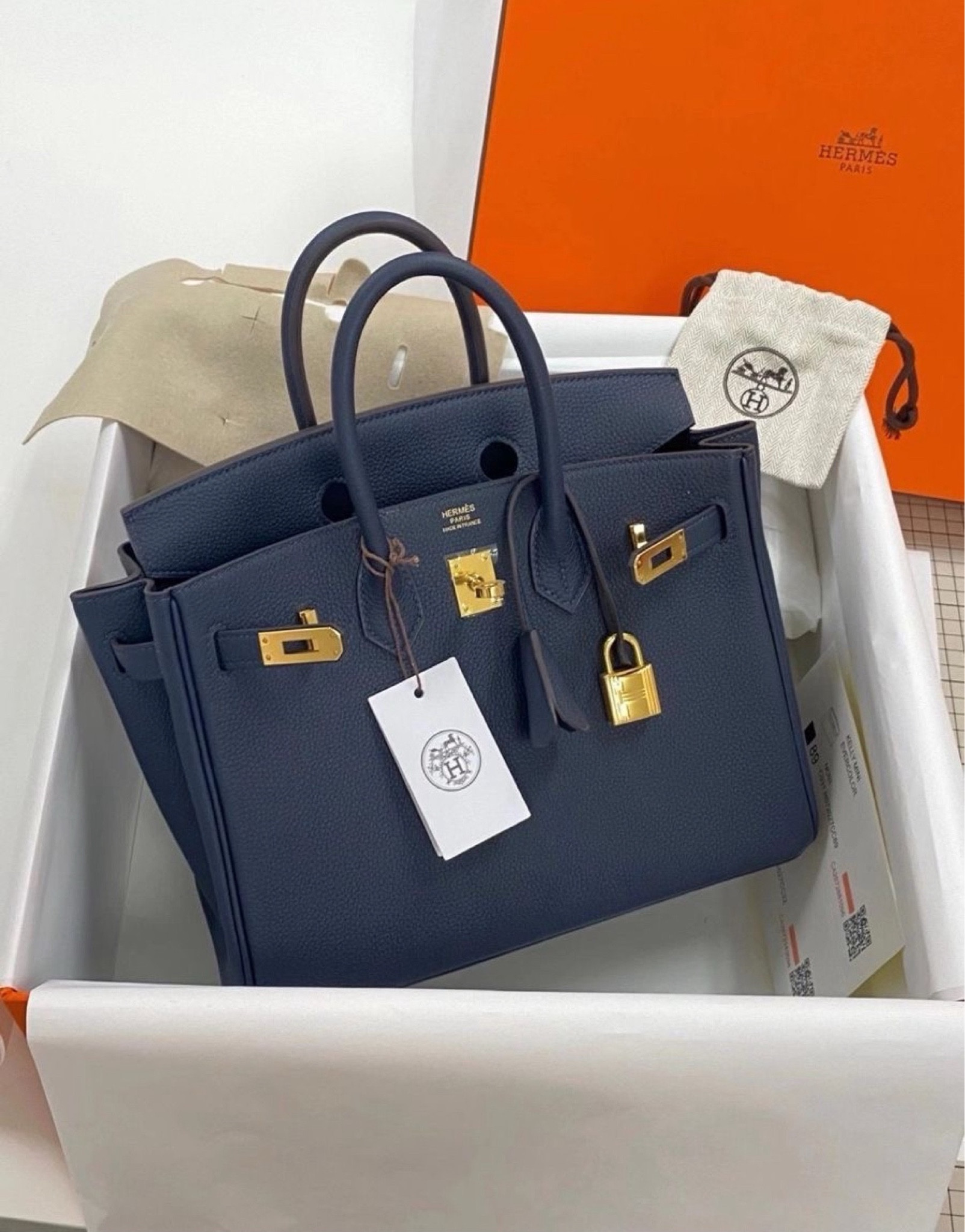 Hermes Birkin for $100 🫣
How stunning!!!!! The quality is amazing 

#LTKSpringSale #LTKsalealert #LTKGala