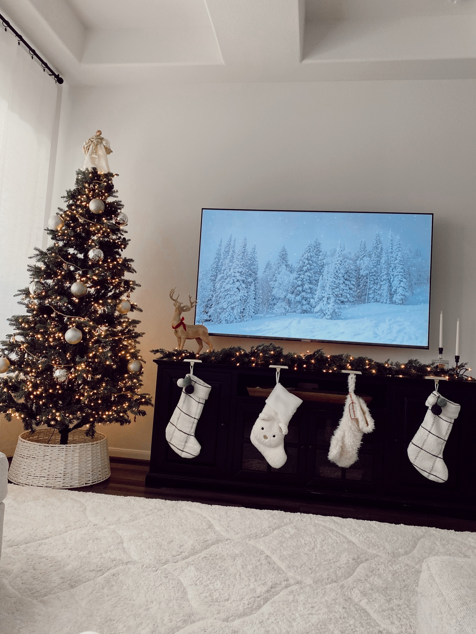 Holiday Decor 2022 , Holiday , Christmas Tree / Christmas Stockings / Christmas Garland / Christmas Livingroom Decor / Christmas Ornaments / Christmas Decorations / Neutral Christmas Decor / Classic Christmas Decor 

#LTKHoliday #LTKunder50 #LTKSeasonal