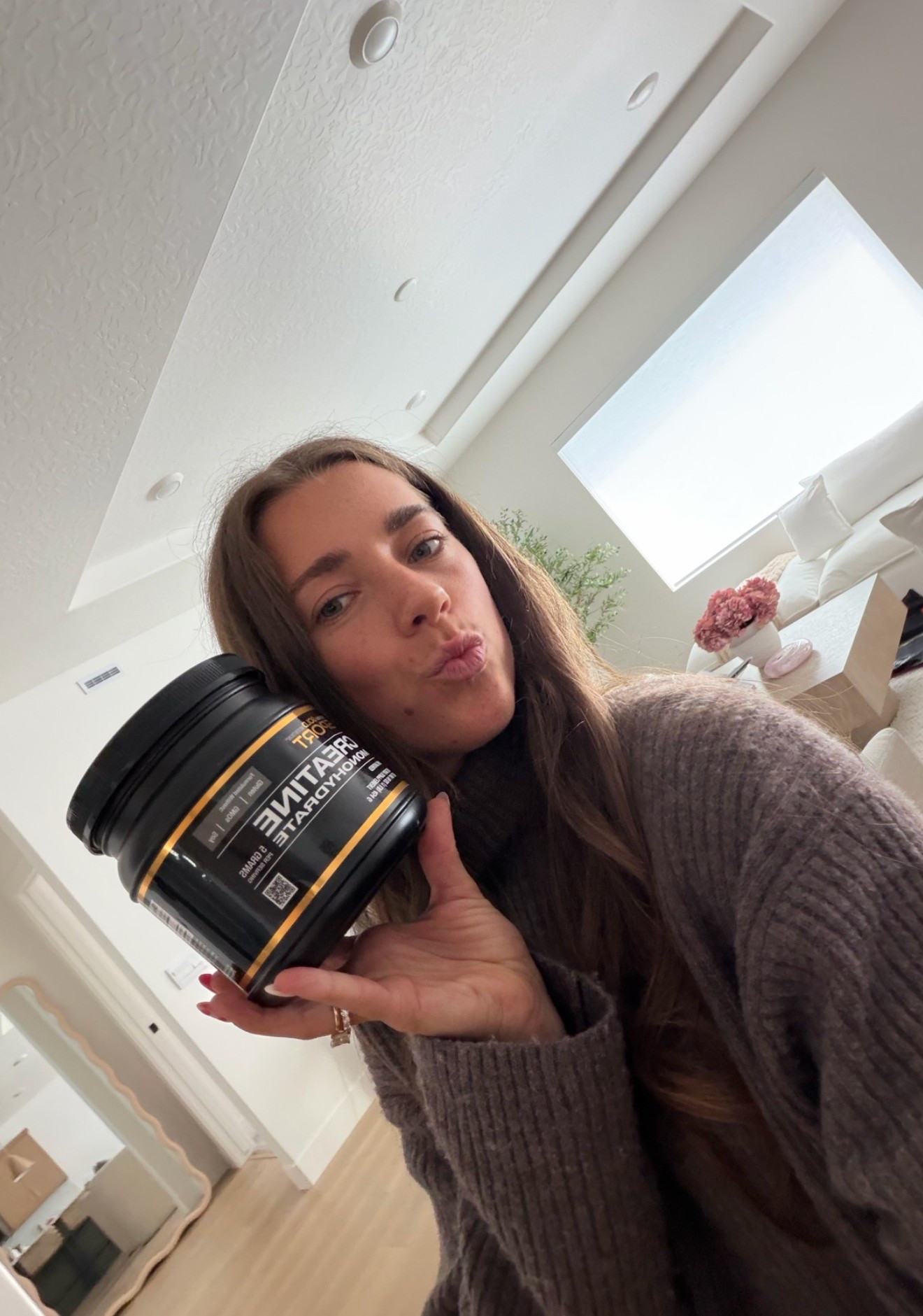 I absolutely love taking this creatine everyday! it’s clean, with no fillers, no artificial colors, & no gluten! @iherb #iHerb #ad