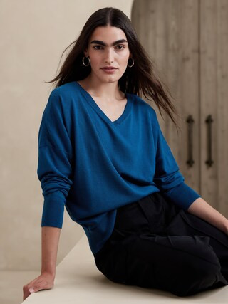 Forever Dolman V-Neck Sweater | Banana Republic Factory