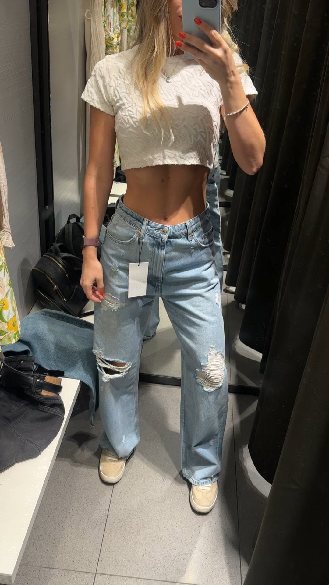 Zara jeans 

#LTKSeasonal #LTKStyleTip #LTKSaleAlert