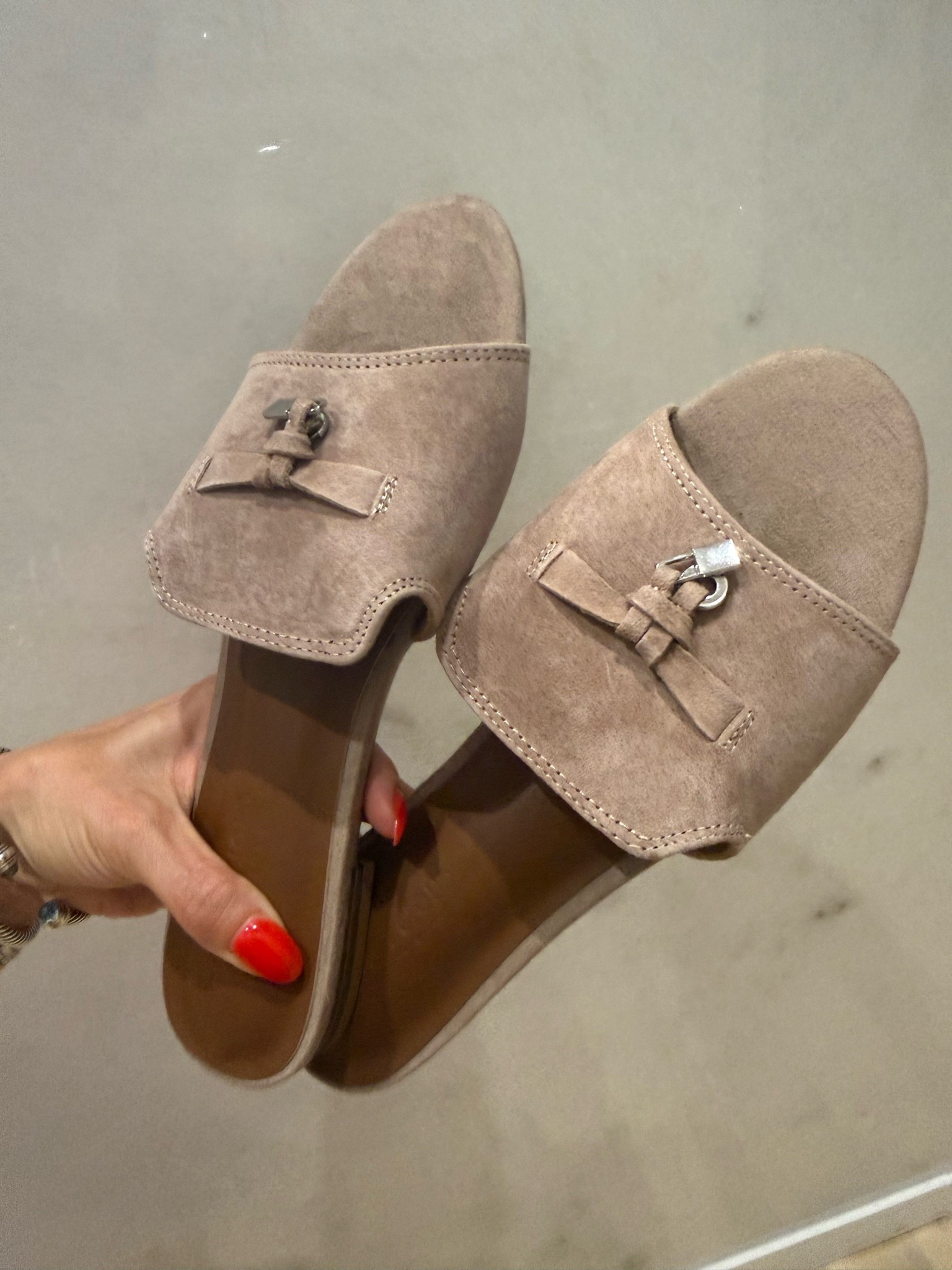 These flat sandals look designer but are Amazon

#LTKPetite #LTKSaleAlert