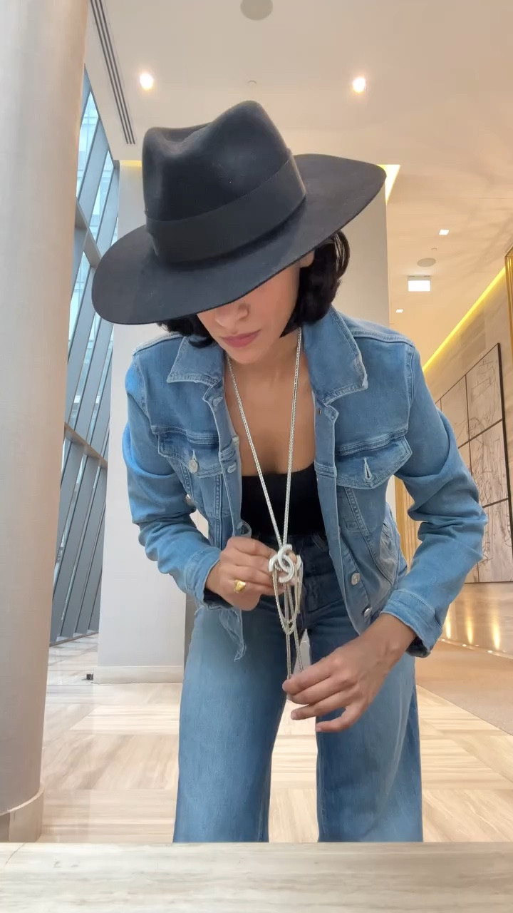 Stylish Work outfit for every occupation. 

#LTKVideo #LTKStyleTip #LTKSaleAlert