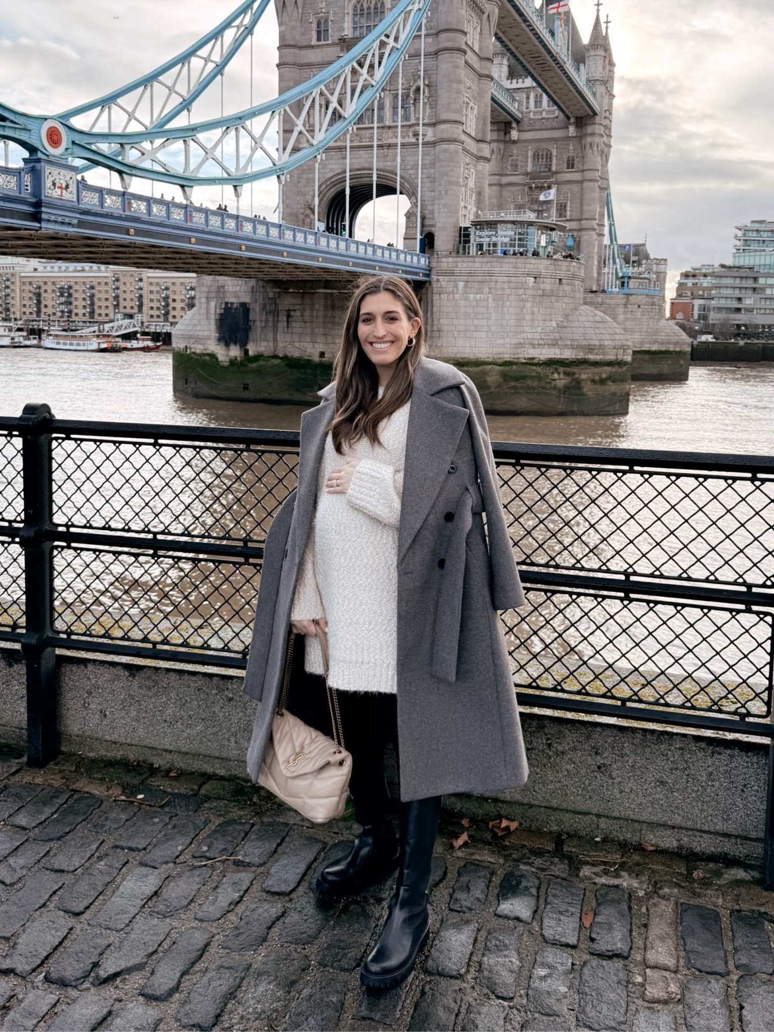 🇬🇧London sightseeing ‘fit - boots are from NA-KD but linked similar! 