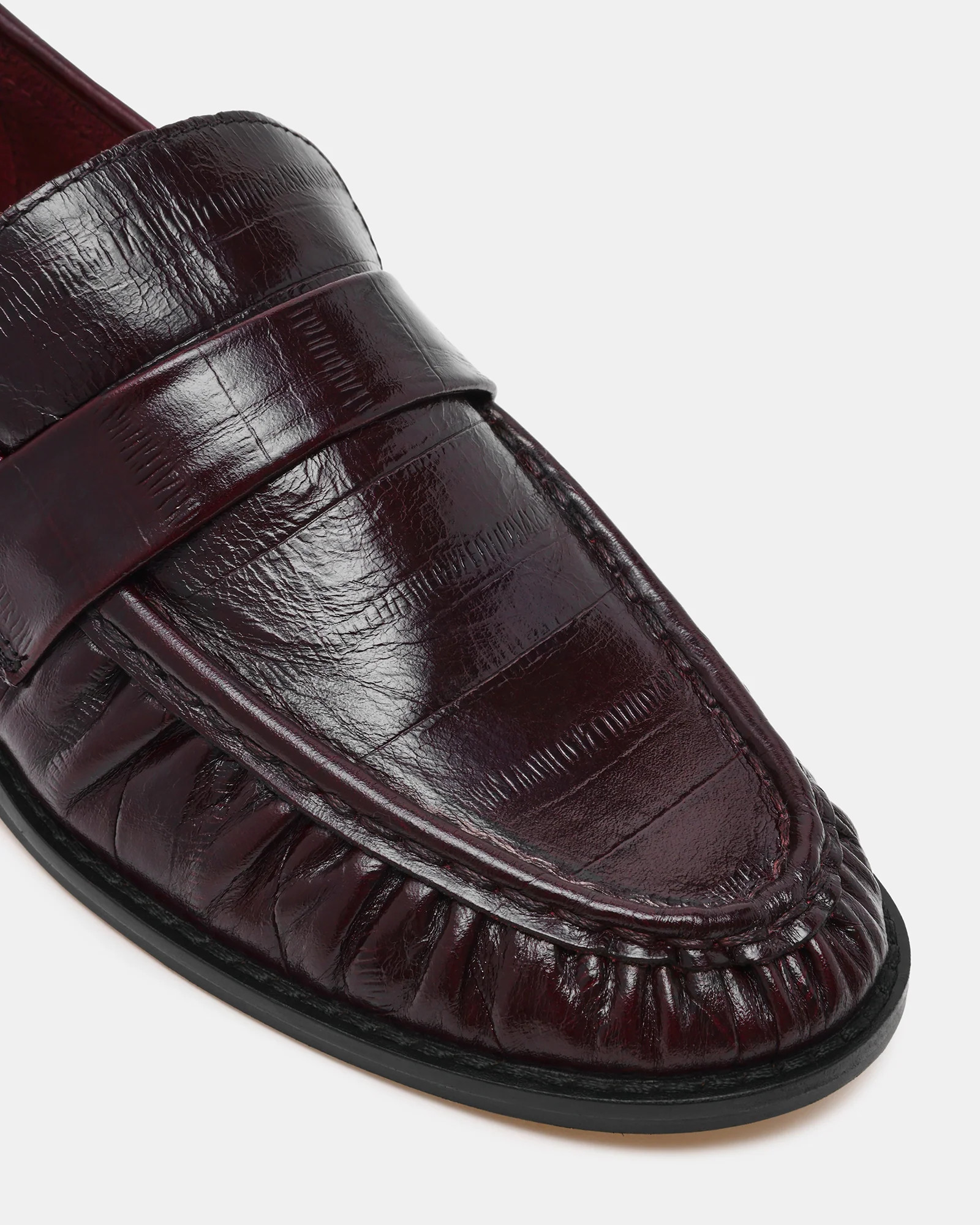 RONIE Burgundy Eel Scrunched Women's Loafer | Steve Madden (US)