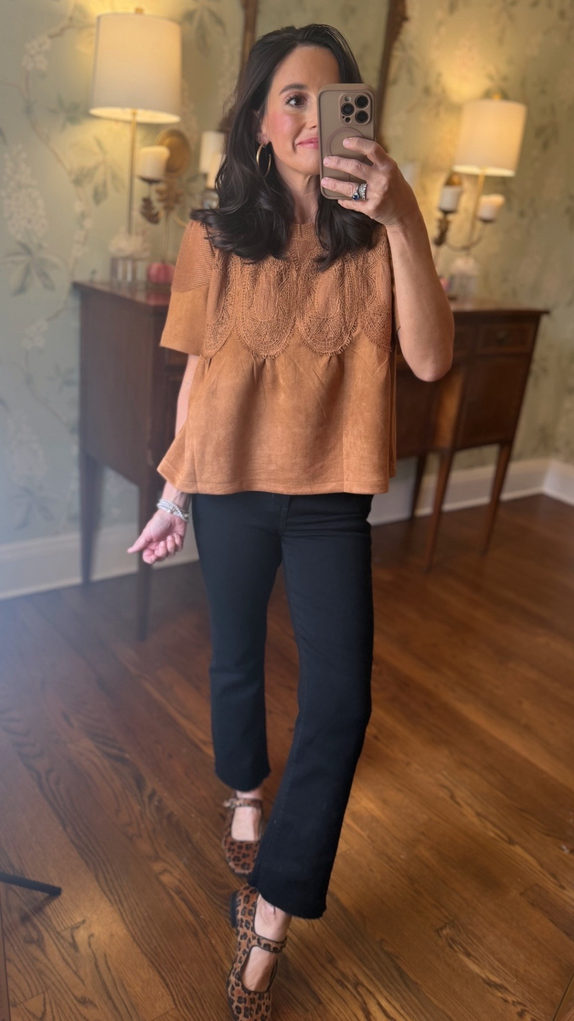 CUTEST suede top !! can’t believe this is amazon , would be so cute for thanksgiving & comes in a ton of cute colors

#LTKSeasonal #LTKootd #LTKHoliday