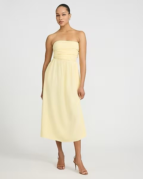 This beautiful butter yellow dress is already selling out!! Today only 70% off markdowns! 


#LTKMothersDay #LTKOver40 #LTKSaleAlert