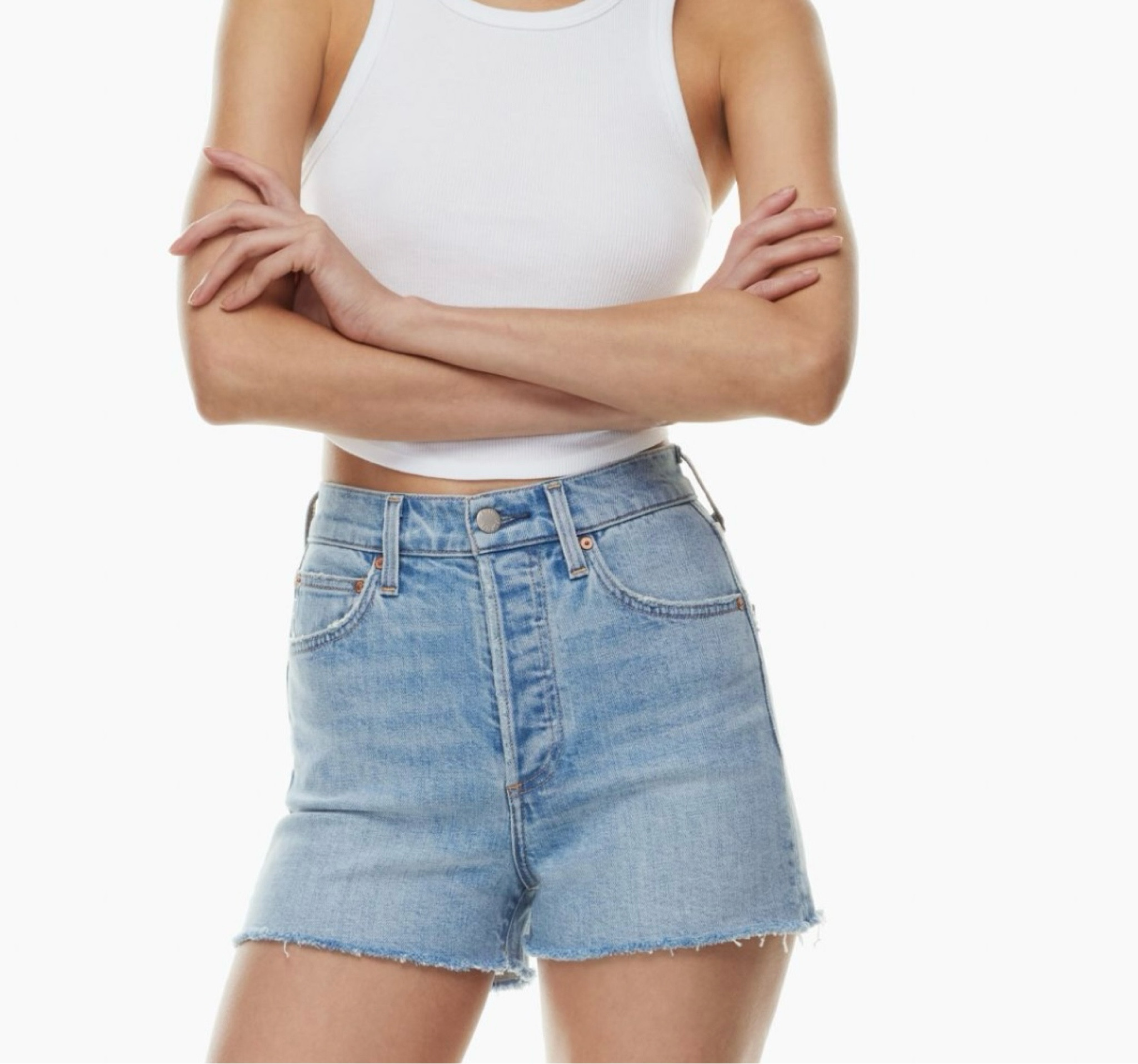 My absolute favorite denim shorts!

#LTKfindsunder100 #LTKSeasonal #LTKstyletip