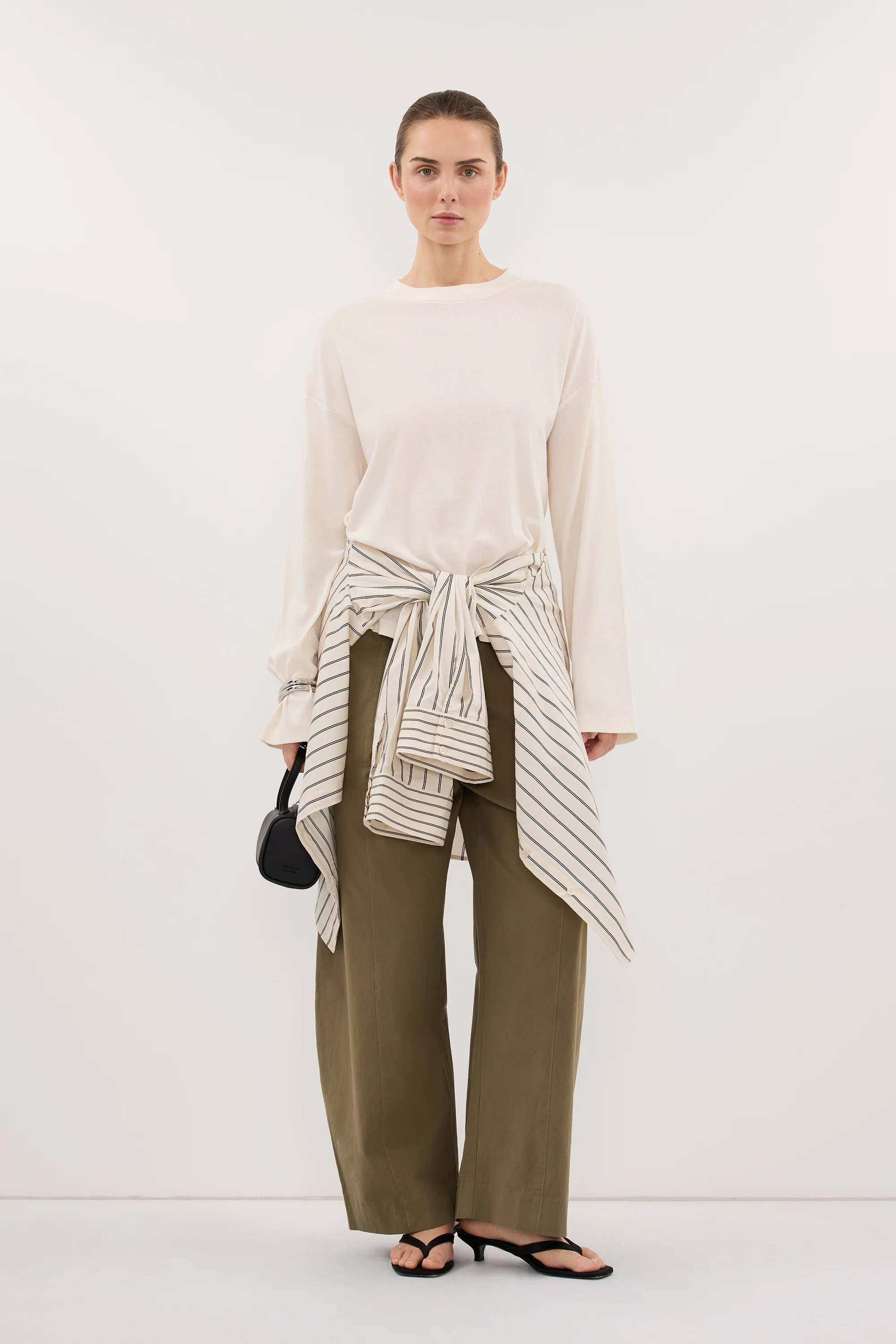 SLOANE CREAM SLEEVED CREW NECK KNIT | DISSH