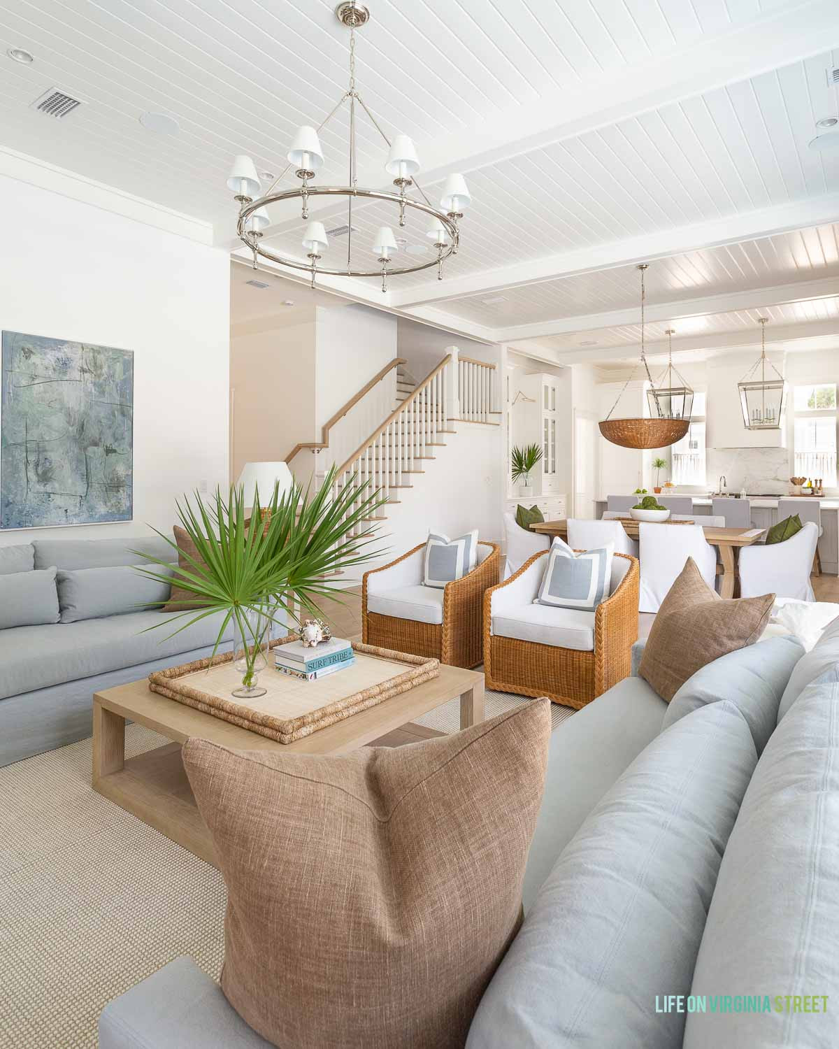 Modern coastal living room 🙌🏻🙌🏻

#LTKdayinmylife #LTKSeasonal #LTKHome