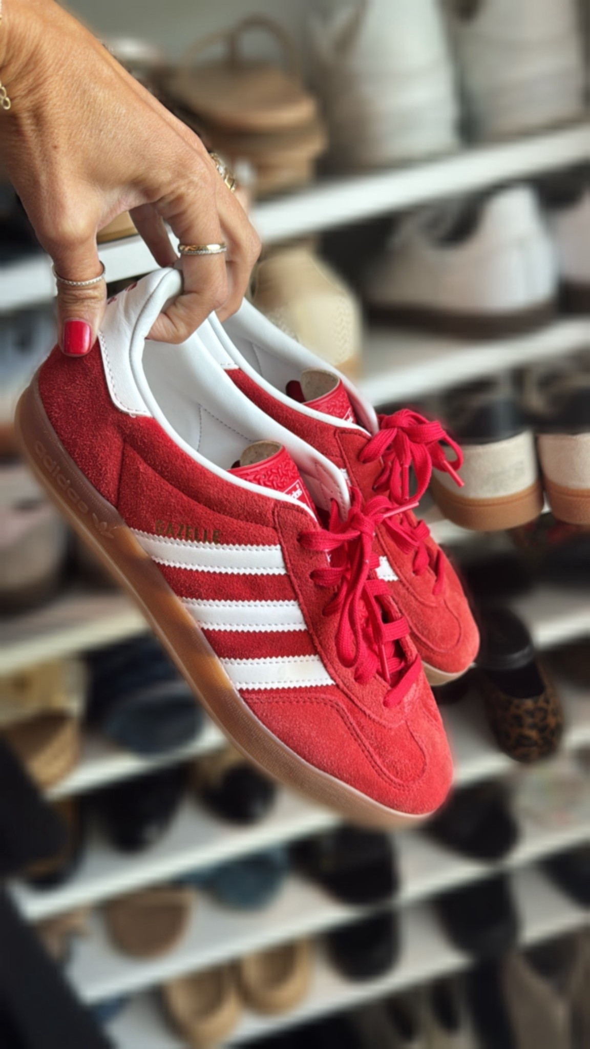 Red shoes in stock 
Runs TTS 

#LTKOver40 #LTKFindsUnder100 #LTKShoeCrush