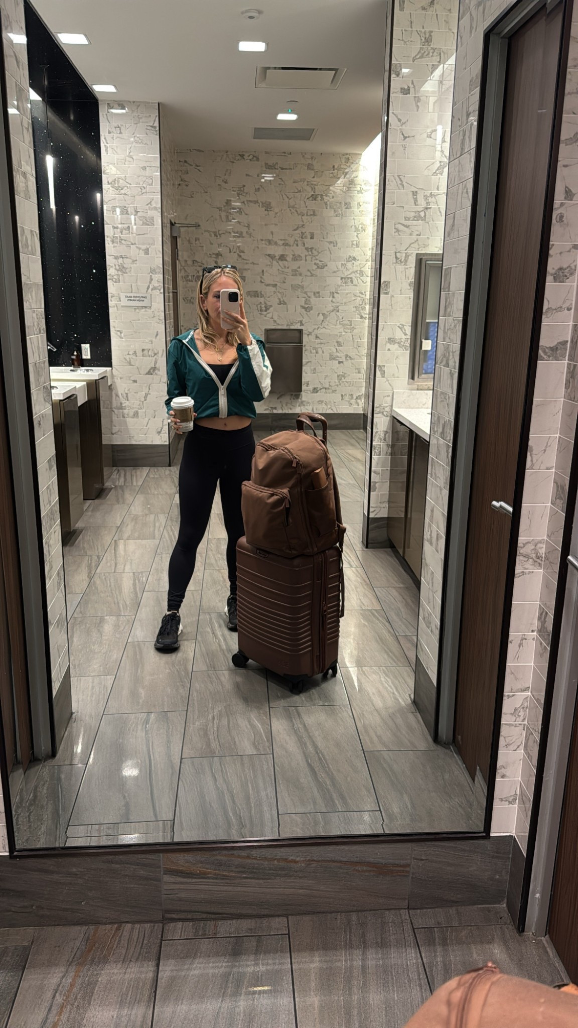 Beis travel set! So chic and hands-free. #ltktravel #luggage #summer