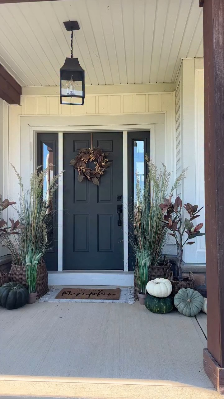 Ready for fall with @nearlynaturalfloral 🍂🍁

To shop these products comment FALL