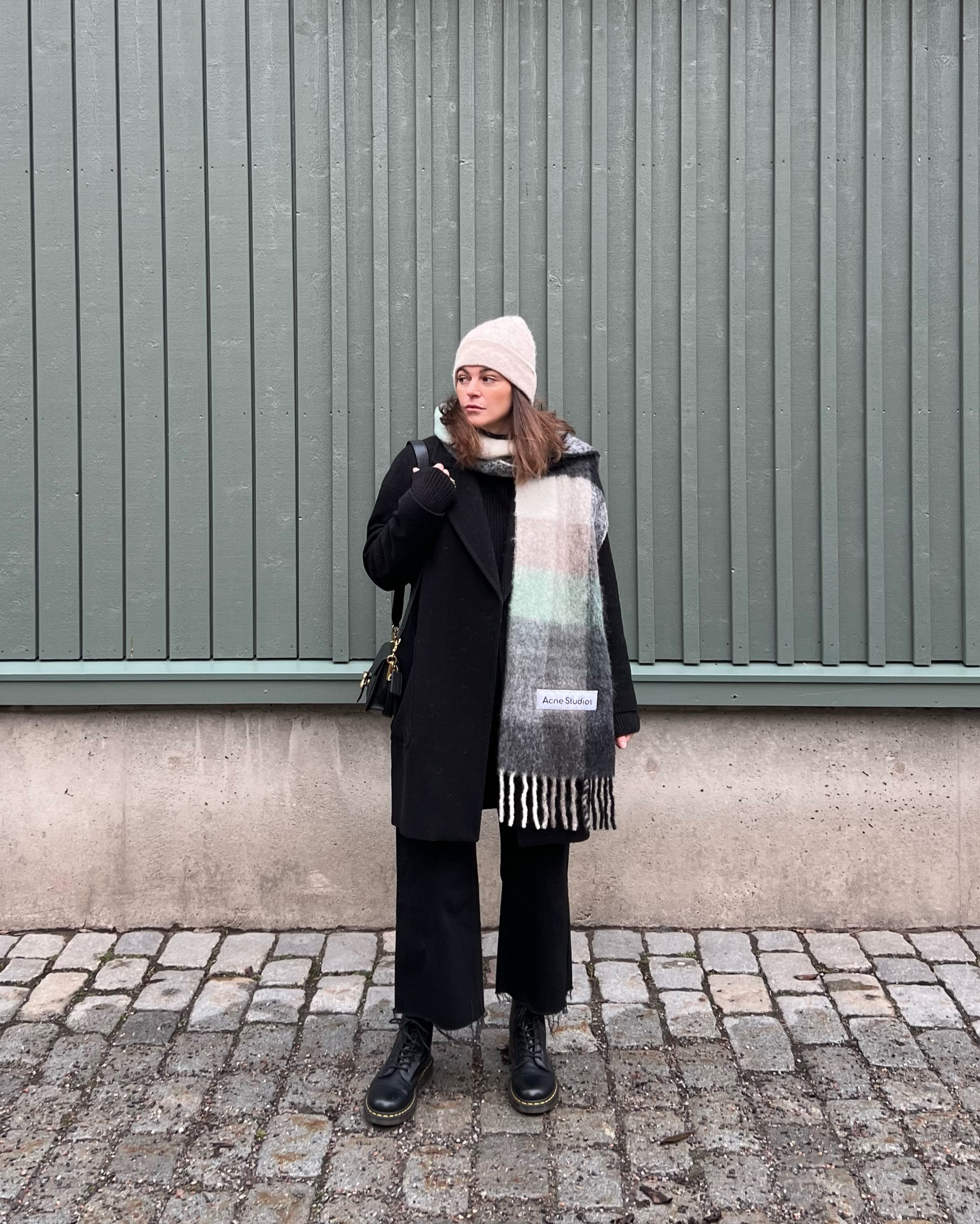 Let’s talk about this scarf! Acne Studios scarf with black oversized coat and Dr. Martens boots #drmartens #drmartensboots #drmartensshoes #acnestudios #acnestudiosscarf #scarf #acnestudiosecharpe #grandeecharpe #echarpe #coachtabby #coulottejean #blackjean 

#LTKeurope #LTKSeasonal #LTKstyletip