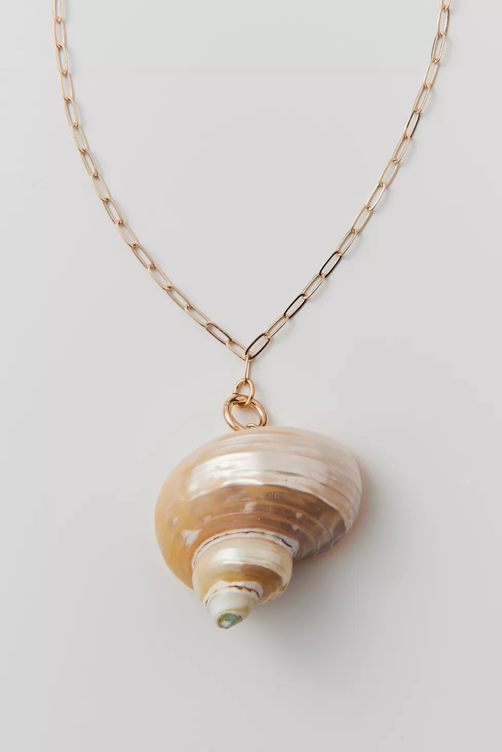 Shell Chain Necklace | Urban Outfitters (US and RoW)