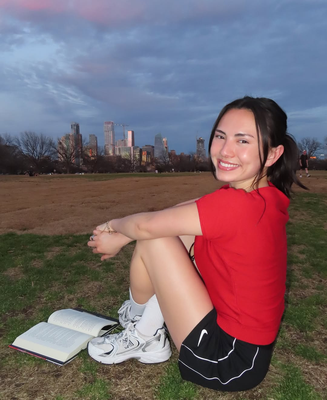 Book worm 📖 

 

#LTKSeasonal #LTKStyleTip