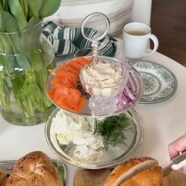 Heirloom Silver 2-Tiered Stand | Williams-Sonoma