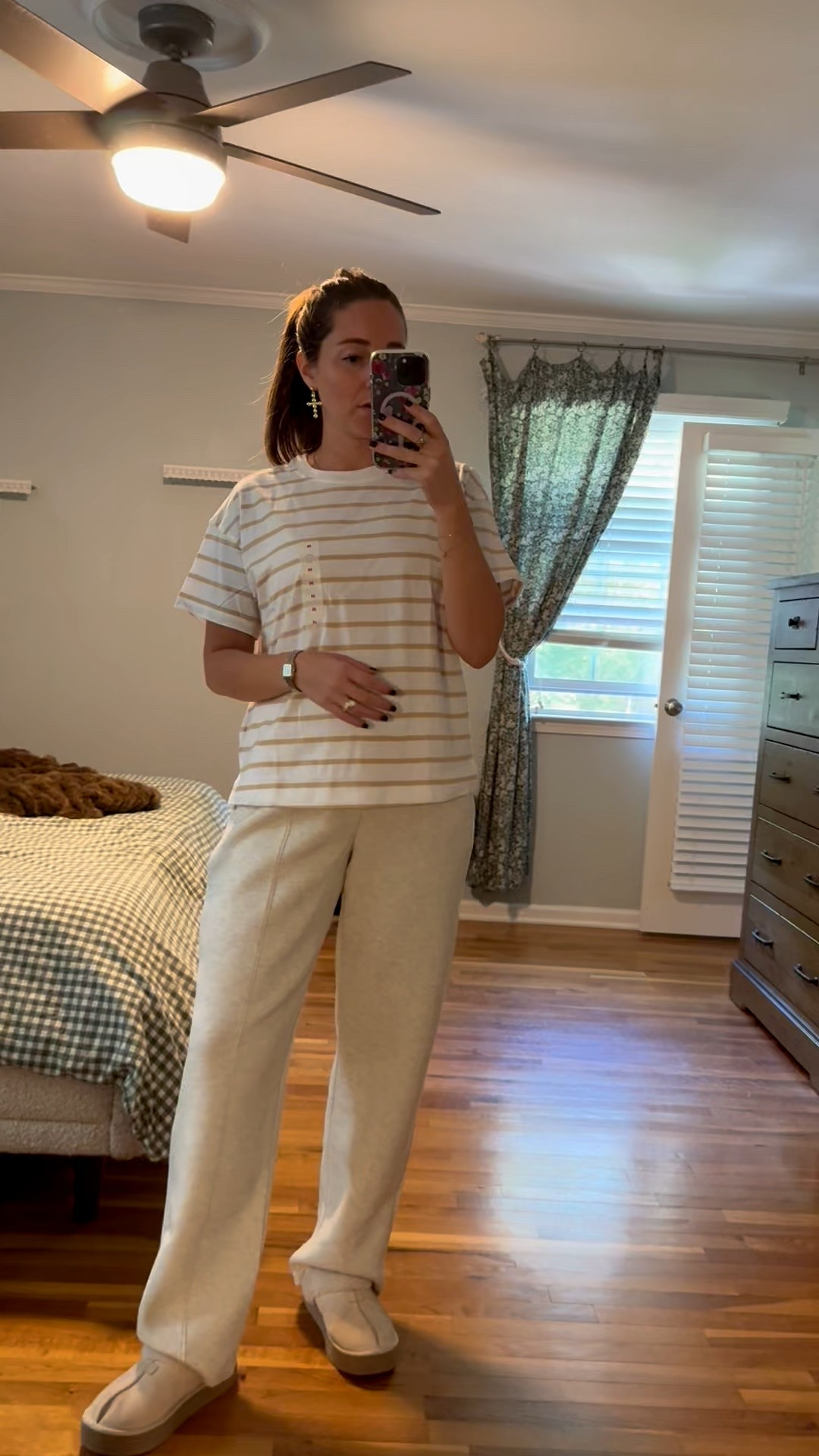 Love a good tee & sweats combo!! Everything is BOGO free at old navy! 

Wearing size M in both

#LTKSaleAlert #LTKFindsUnder50 #LTKFindsUnder100