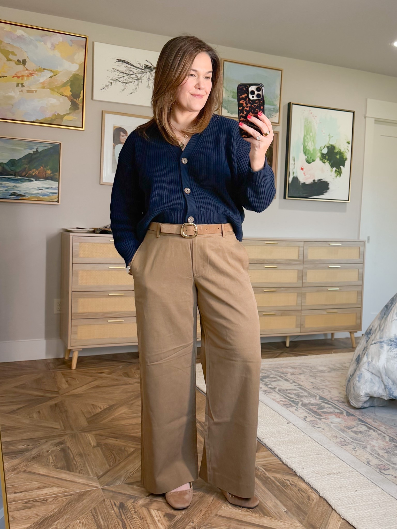  These wide leg trousers are a bestseller from Banana Republic. These are a size large and they run a little bit big so I would say size down if you’re between sizes. 


 Casual style, ootd, casual outfit ideas, classic style, classic style finds, wide leg pants, wide leg trousers, quince sweater, cotton sweater, cotton tencel wide leg pants, top rated pants

#LTKMidsize #LTKootd #LTKOver40