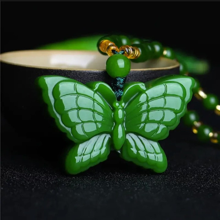 1Pc Crystal Green Jade Butterfly Necklace, Quartz Turquoise Sweater Necklace, Chakra Beaded Neckl... | SHEIN