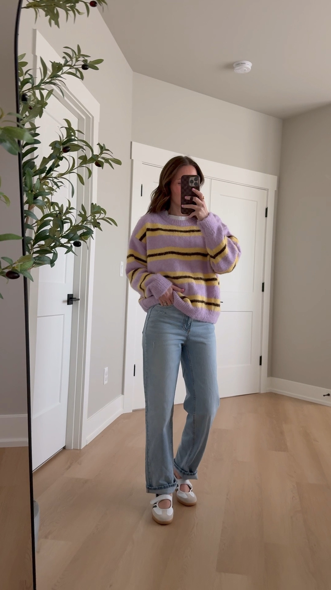 This sweater just makes me happy🥰 paired with Target denim!

Spring outfit, spring style 