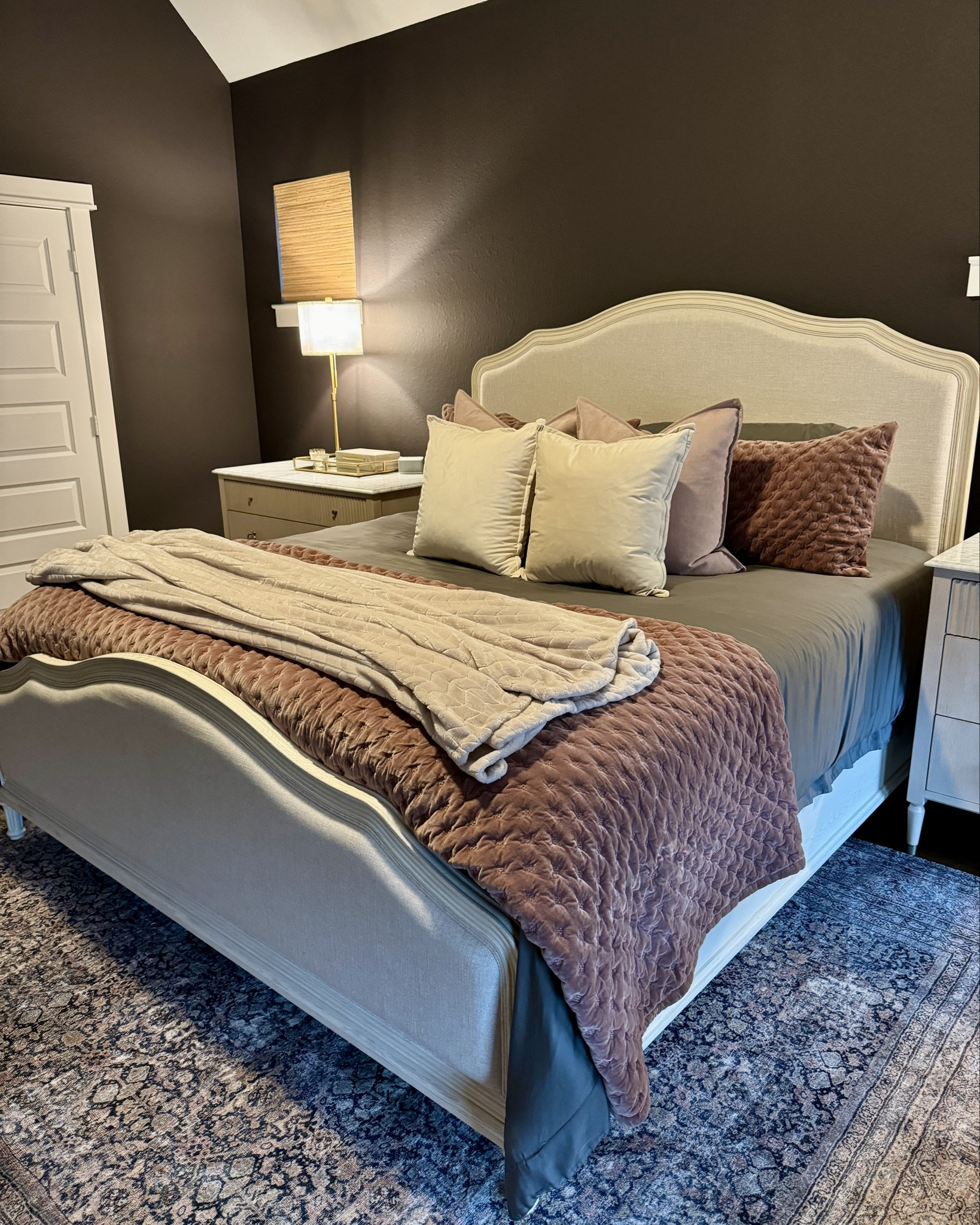 Bedding & Bath Sale ✨

The Rumi Velvet bedding is 25% off. I love this blush color. It’s heavy and excellent quality. The Montecito sideboard that I use as a dress is 46% off!! This is a great time for a home refresh. 

#everypiecefits

Master bedroom 
Bedding 
Bedroom decor 
Home decor 
Spring refresh 
Home refresh 
Interior decor 
Home design 
Pillows 
Pillow cover covers 
Throw blanket 
Comforter

#LTKSeasonal #LTKHome #LTKSaleAlert