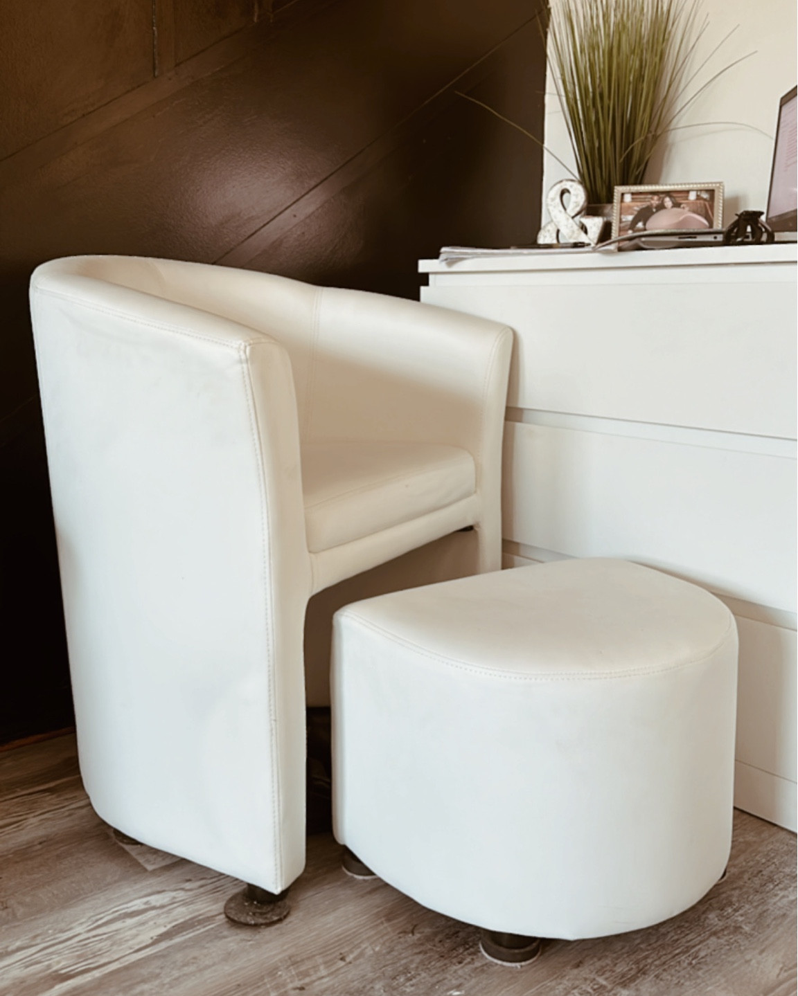 My favorite chair of all time! 🙌🏽✨
She looks good in every room, honestly!! 

#LTKhome #LTKfindsunder50 #LTKSpringSale