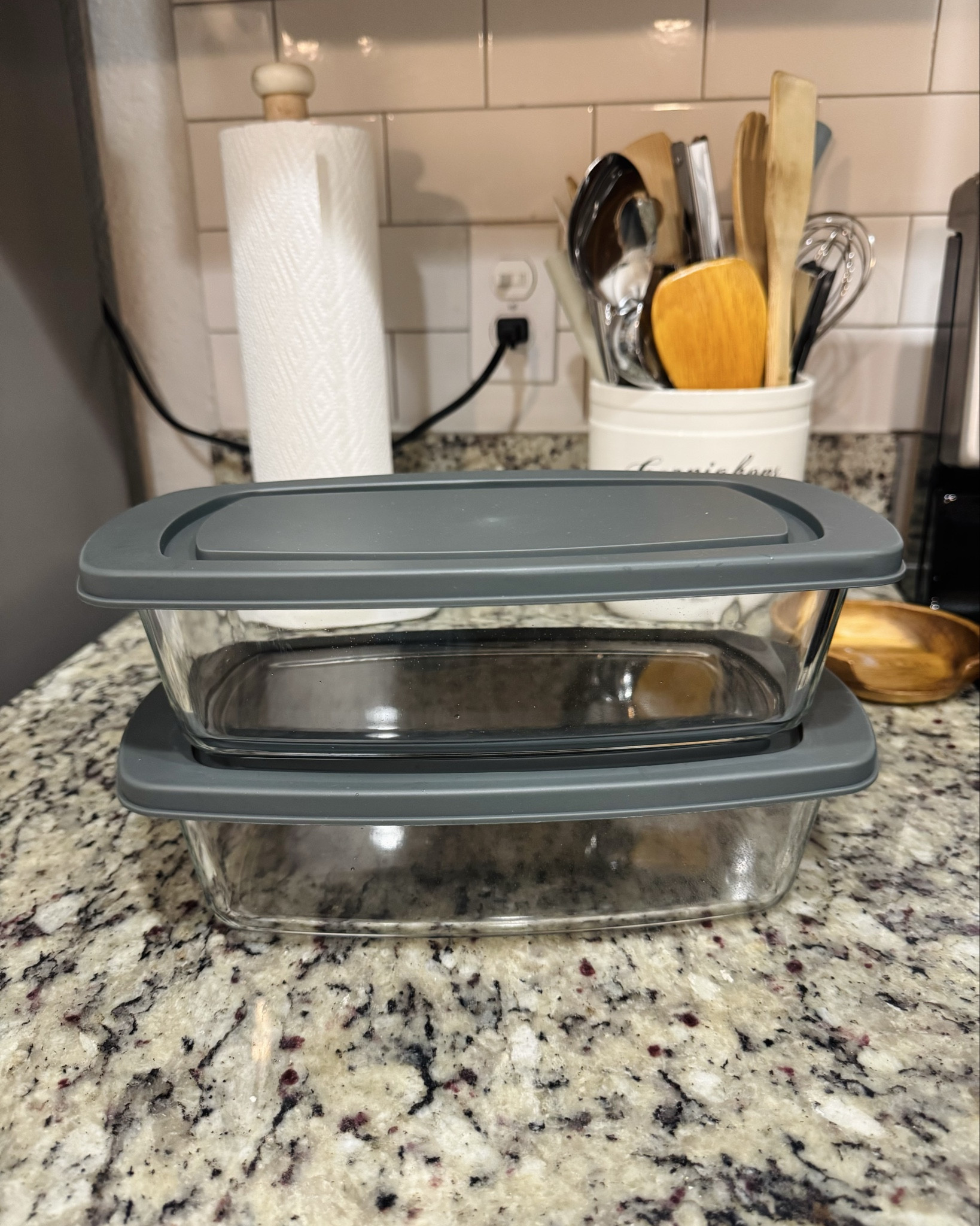 I got these glass loaf pans in from Amazon & love them! Switch your kitchen storage containers to glass or stainless steel over plastic! You & your health will thank you🤍🙌🏼 


#amazon #amazonfinds #amazonkitchen #kitchen #kitchenfinds #home #glassware #storage 

#LTKFindsUnder50 #LTKHome #LTKFamily