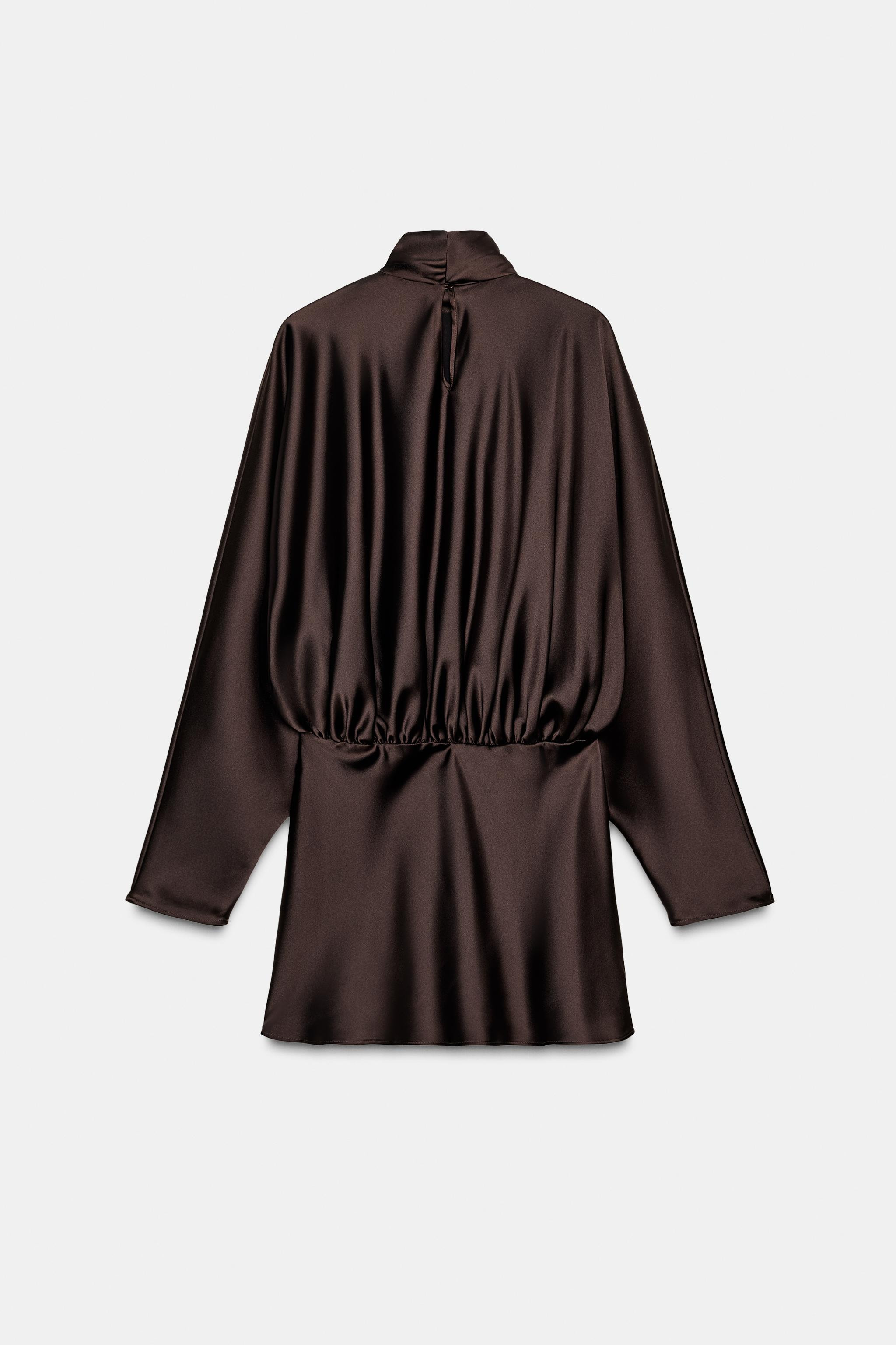 DescriptionCompositionMeasurementsModel height: 181 cmZARA WOMAN COLLECTIONFlowing midi dress wit... | Zara AU