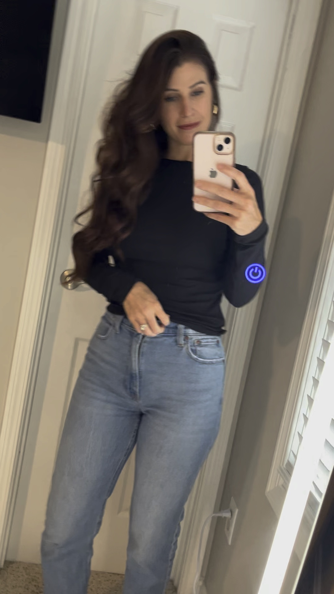 Loving these basics. This ribbed shirt and jeans are so comfortable! 

#LTKWorkwear #LTKSeasonal #LTKItBag