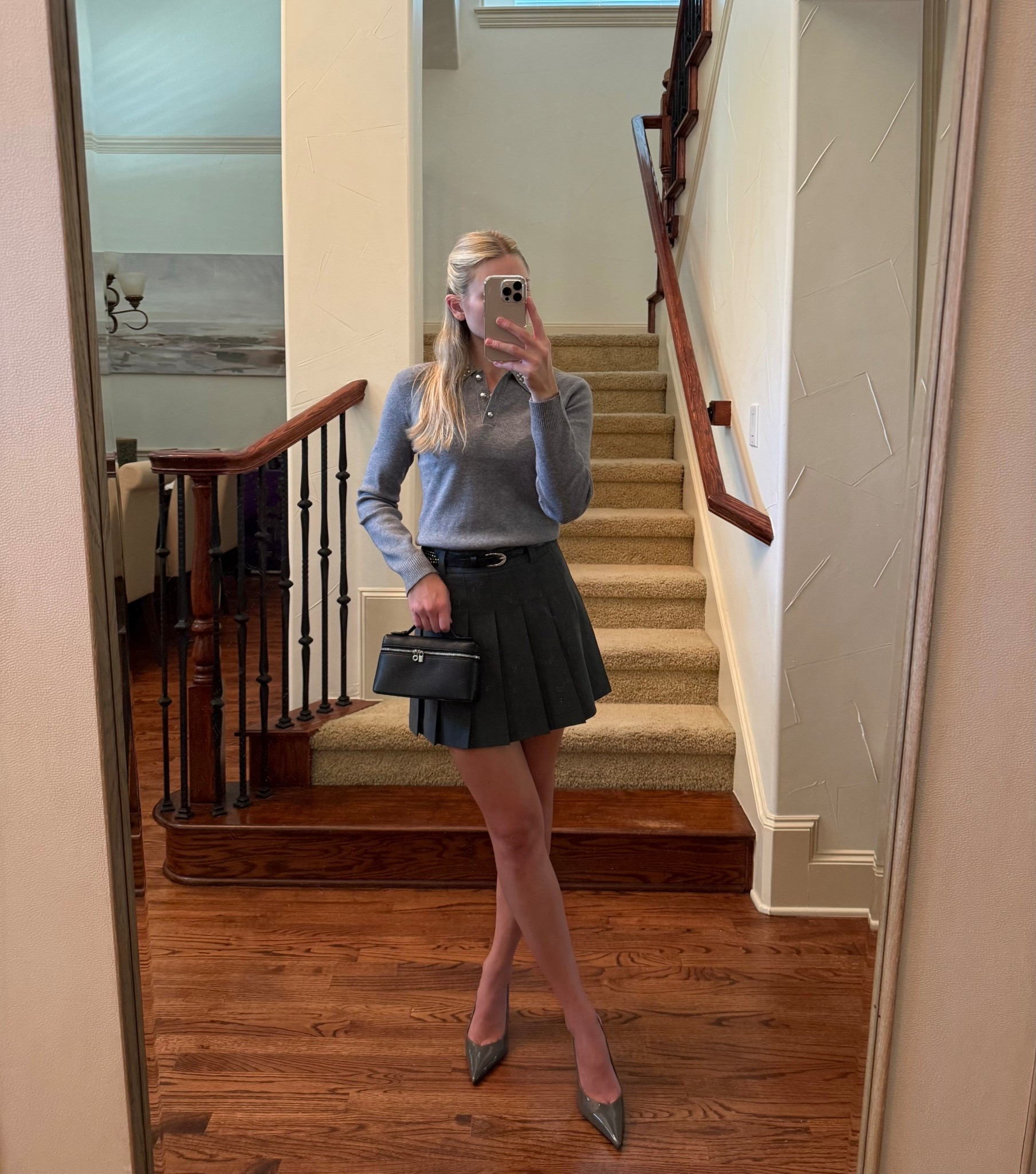 Groutfit 🩶
Wearing size small in top, size 4 in skirt

#LTKFindsUnder100 #LTKShoeCrush #LTKItBag