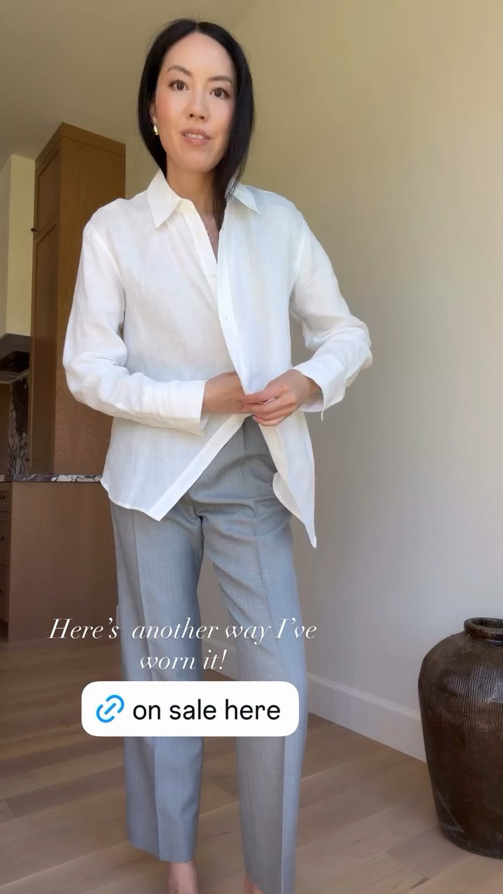 Wearing a US4 in this gorgeous Veronica Beard shirt. 

#classicstyle
#whiteshirt
#summershirt
#summerblouse
#VeronicaBeard

#LTKootd #LTKSeasonal #LTKSaleAlert