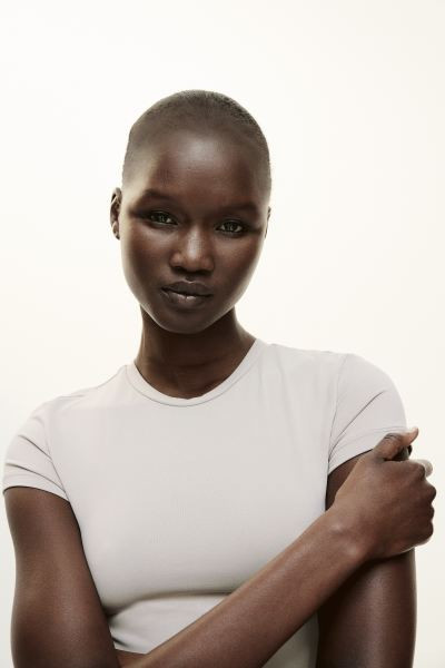 Fitted microfibre T-shirt | H&M (UK, MY, IN, SG, PH, TW, HK)