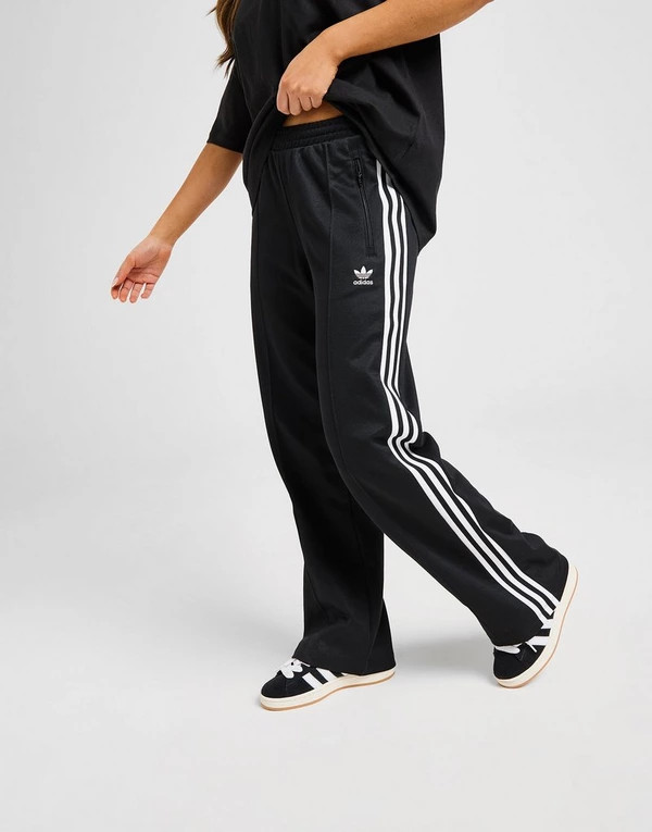 adidas Originals Classic Track Pants | JD Sports (UK)